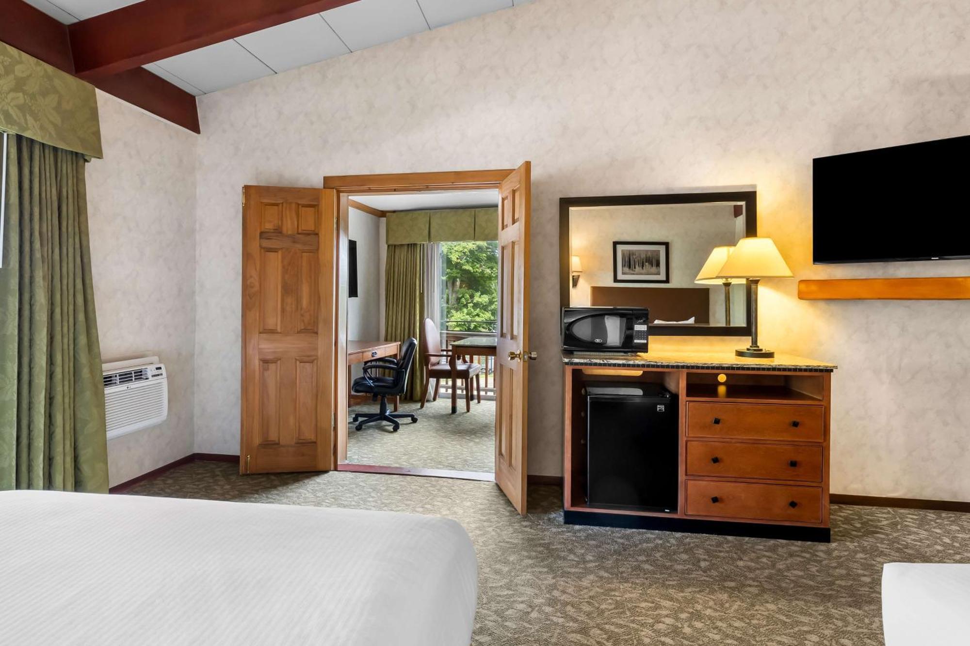 Best Western Adirondack Inn Lake Placid Exteriör bild