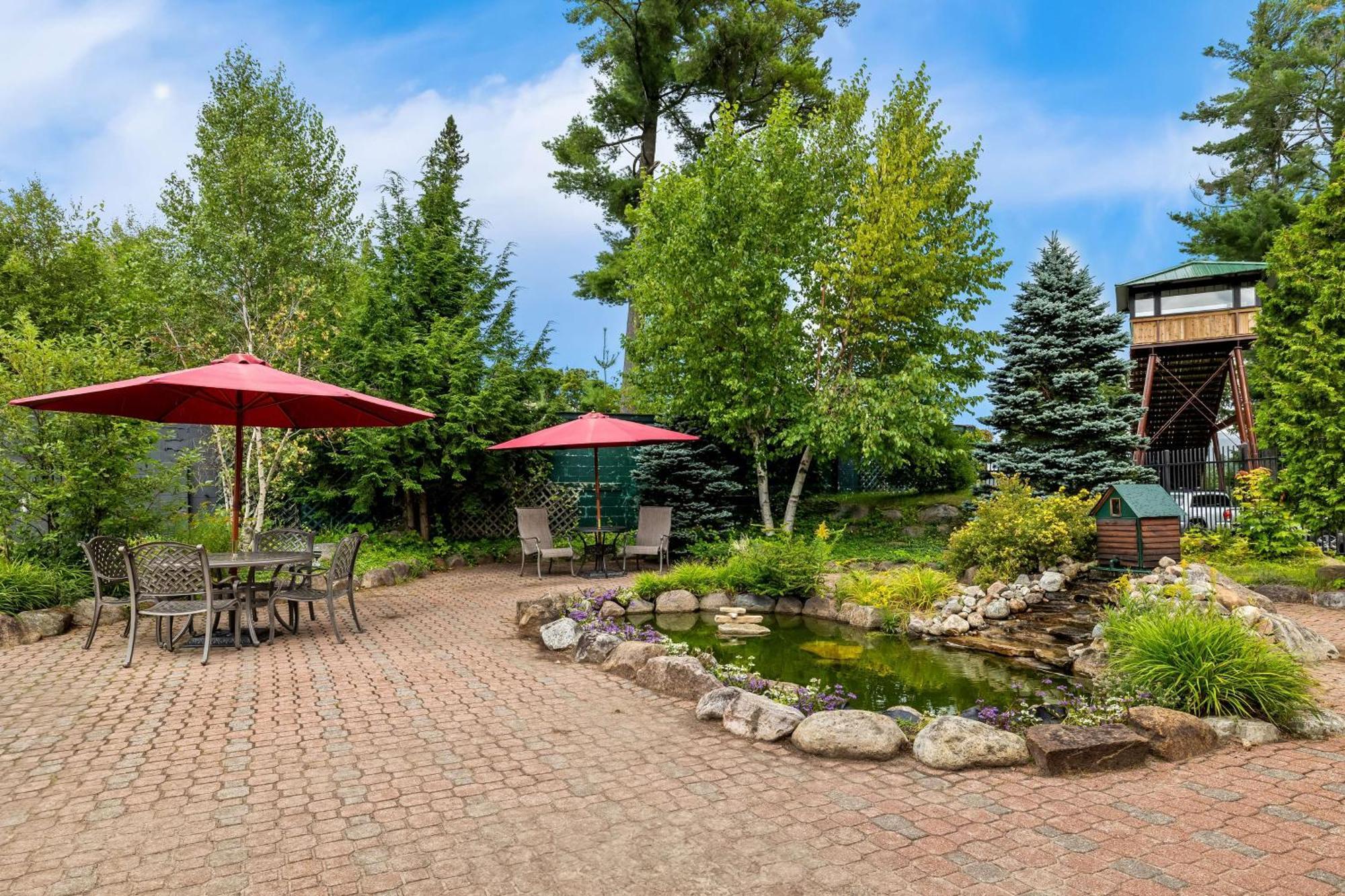 Best Western Adirondack Inn Lake Placid Exteriör bild